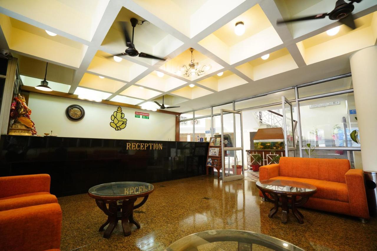Hotel Gaurab Near Paltan Bazaar Dehradun Exterior photo